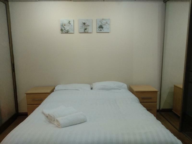 โอโย ลอนดอน 24 ซัสเซ็กซ์ Hotel ภายนอก รูปภาพ