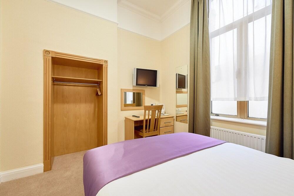 โอโย ลอนดอน 24 ซัสเซ็กซ์ Hotel ภายนอก รูปภาพ